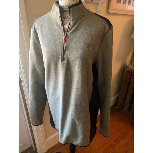 Under Armour Pullover - Picture 7 of 7